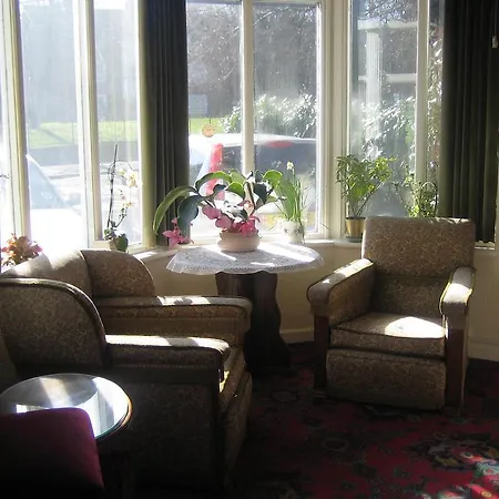 Hotel Fountain Court 2*